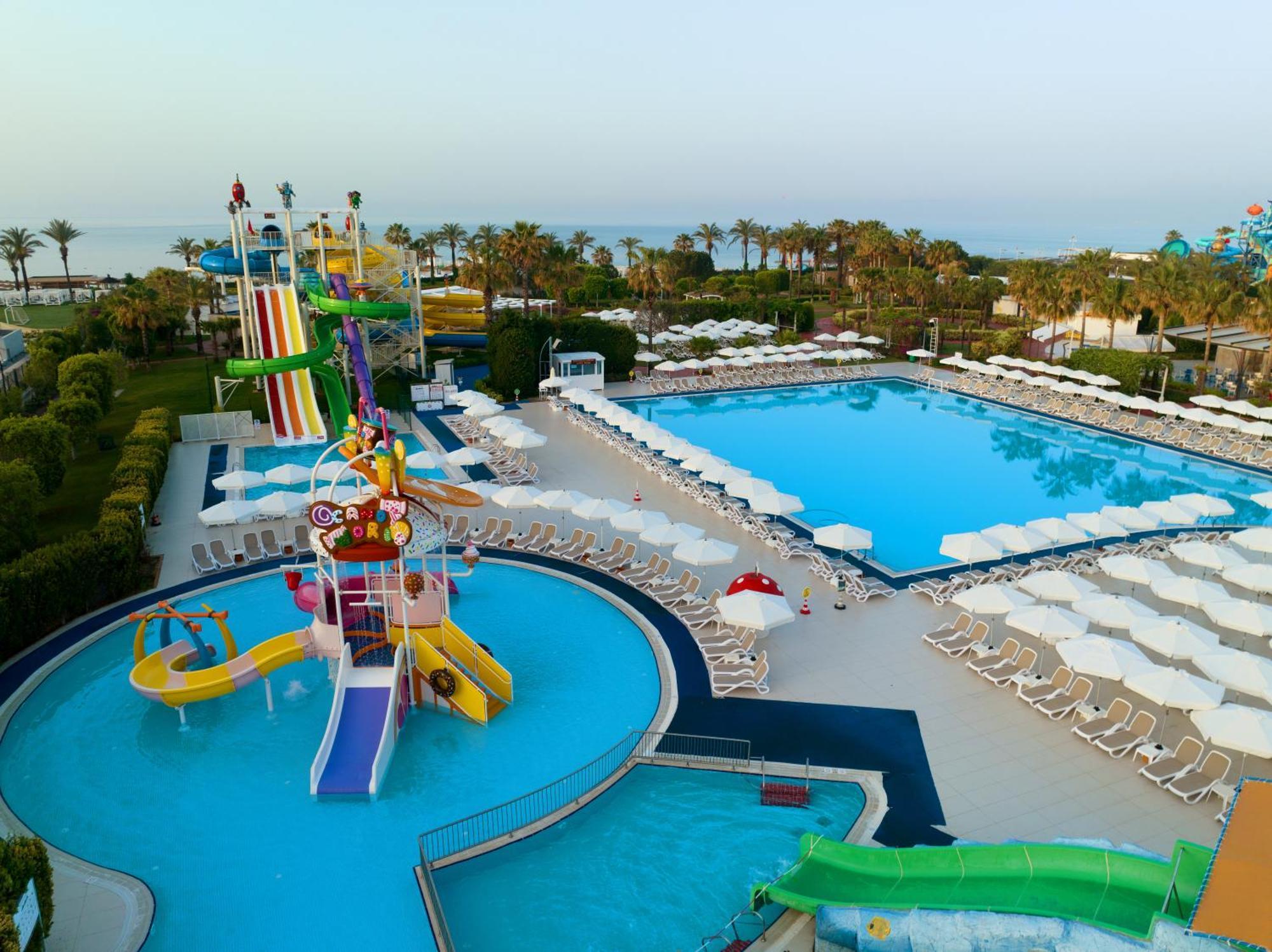 Miracle Resort Hotel Antalya Exterior photo